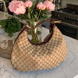 Gucci shoulder bag